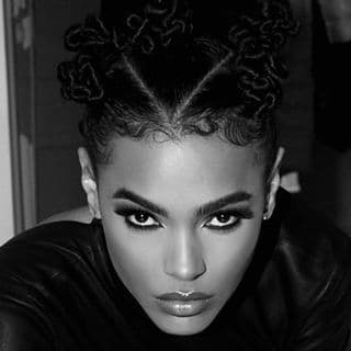 LEILA DEPINA