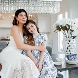 Farrah Davidson Mom•Fashion